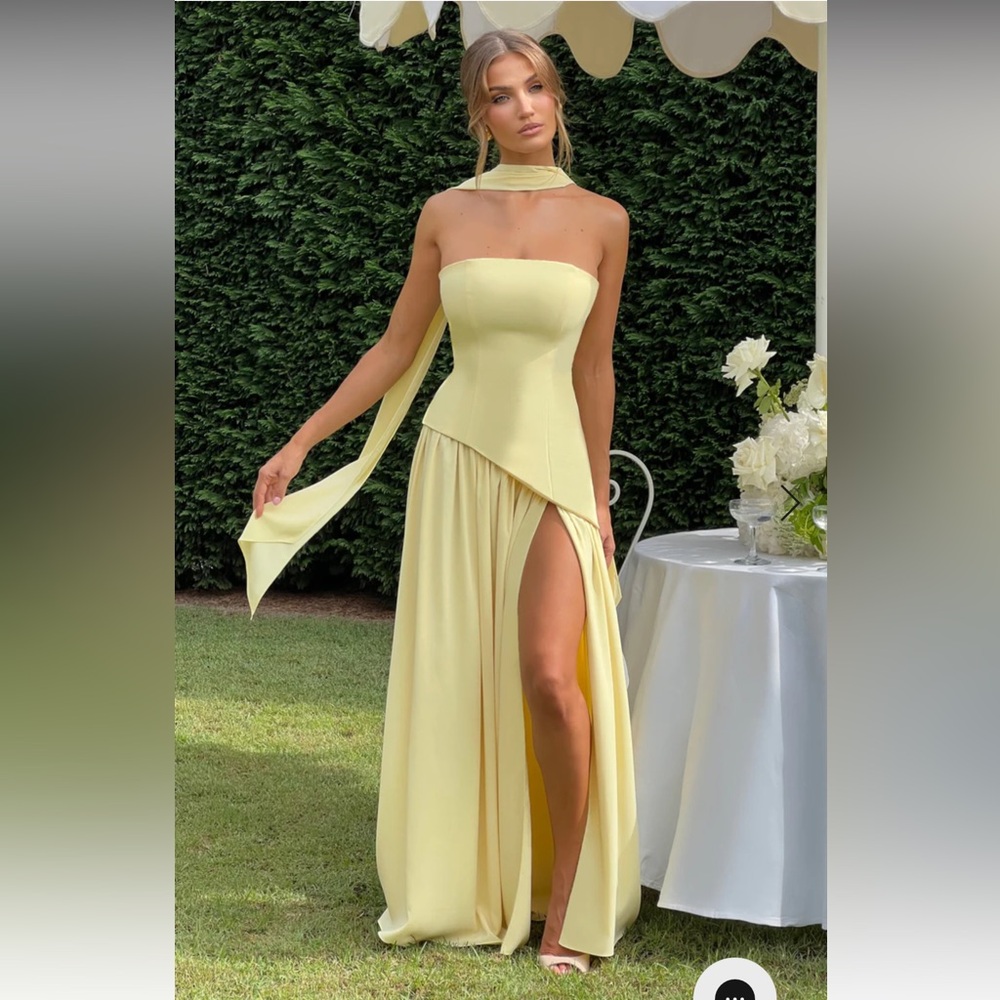 Maliyah Maxi - BABYBOO - Lemon Yellow Strapless Asymmetrical Dress
